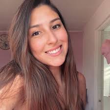 ANA ANSOTEGUI, 32 AÑOS