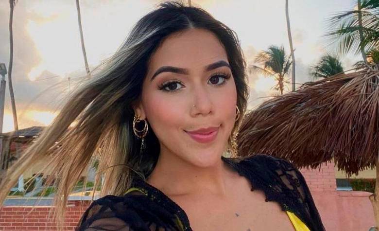 Ana Belén, 22 años